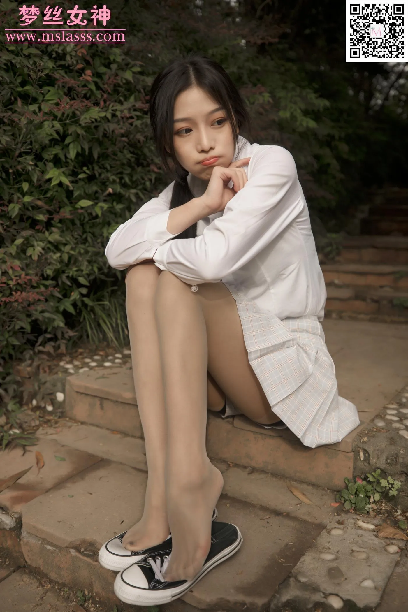 [MSLASS梦丝女神] 2020.04.03 NO.105 小苏琪 性感的小嘴唇 [70P]插图1